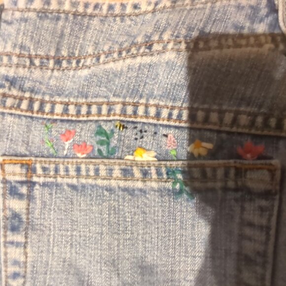 Lucky Brand Embroidered Jeans (Flowers on Pockets) - Picture 2 of 14